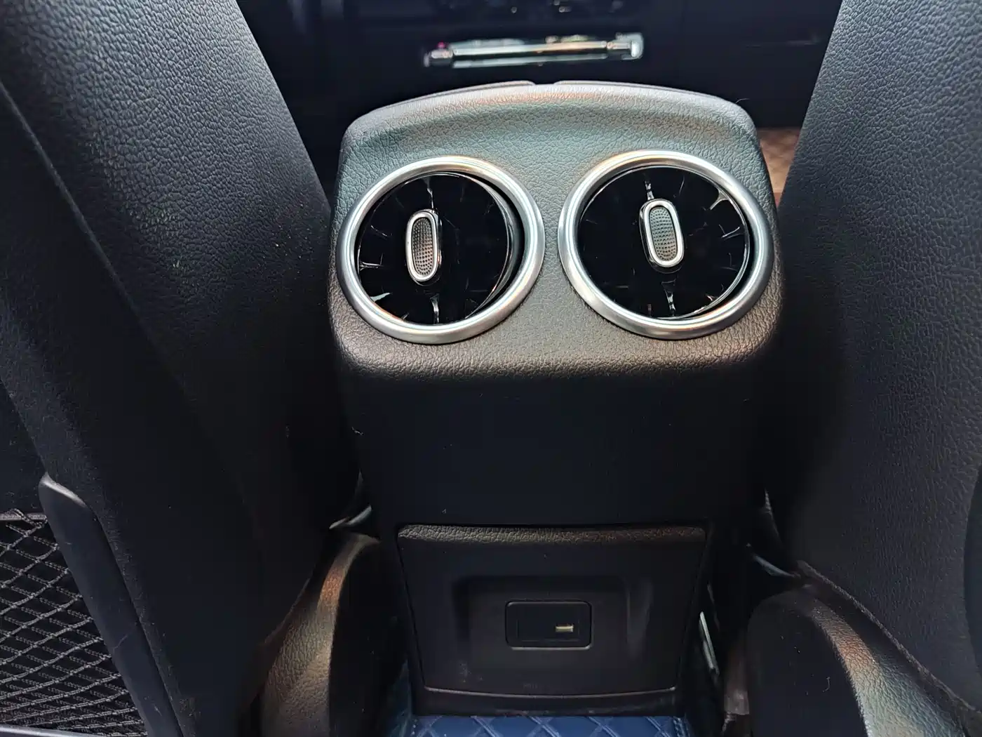 Mercedes-Benz A-Class 2022 A 180 L Sport Sedan фото 11