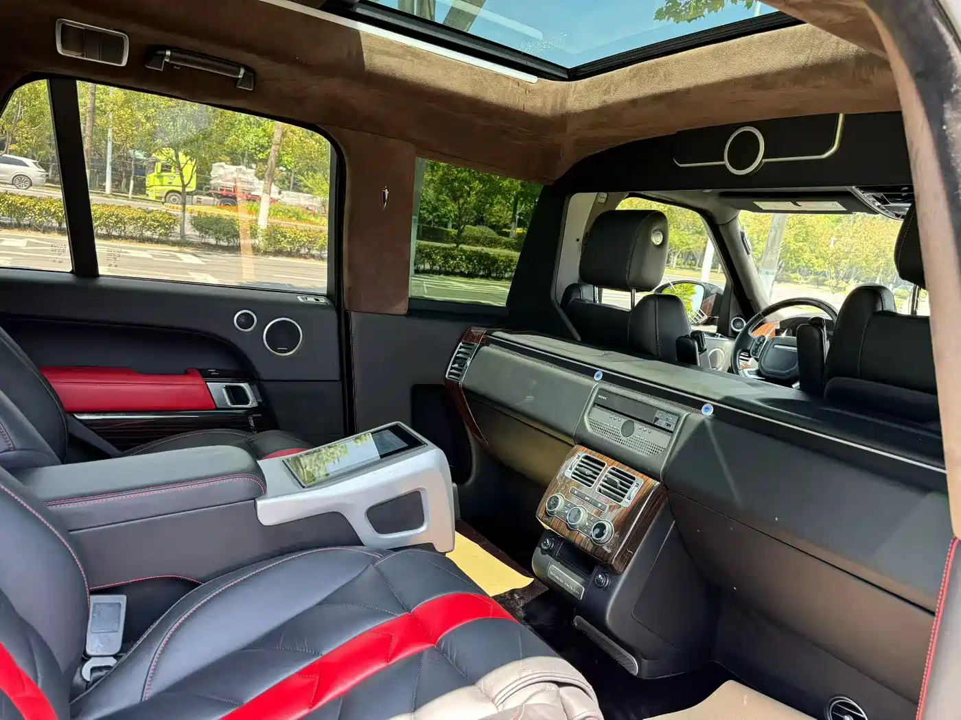 Land Rover Range Rover 2017 5.0 SC V8 Summit Autobiography LWB фото 7