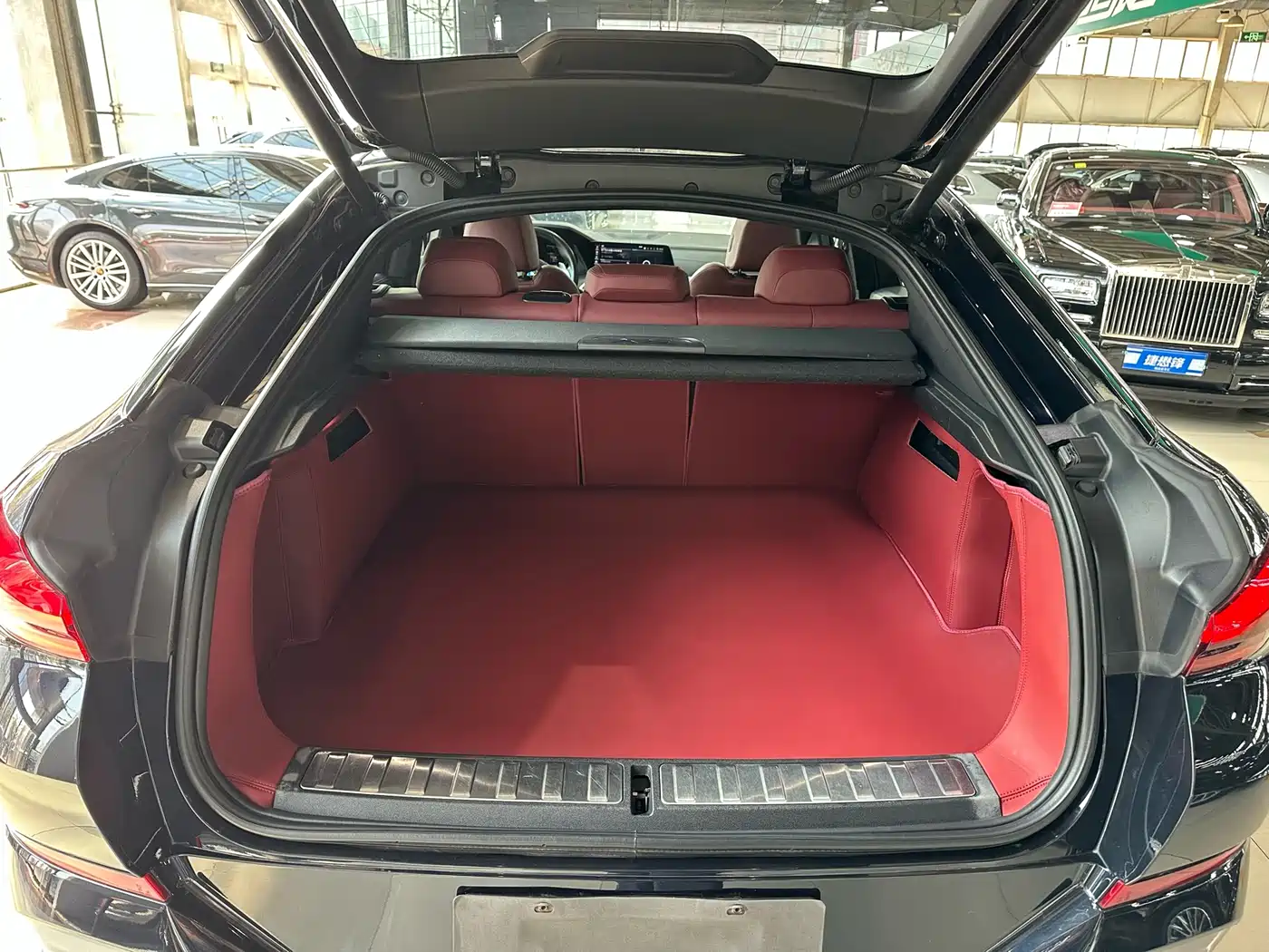 BMW X6 2021 xDrive30i M Sport Package фото 13