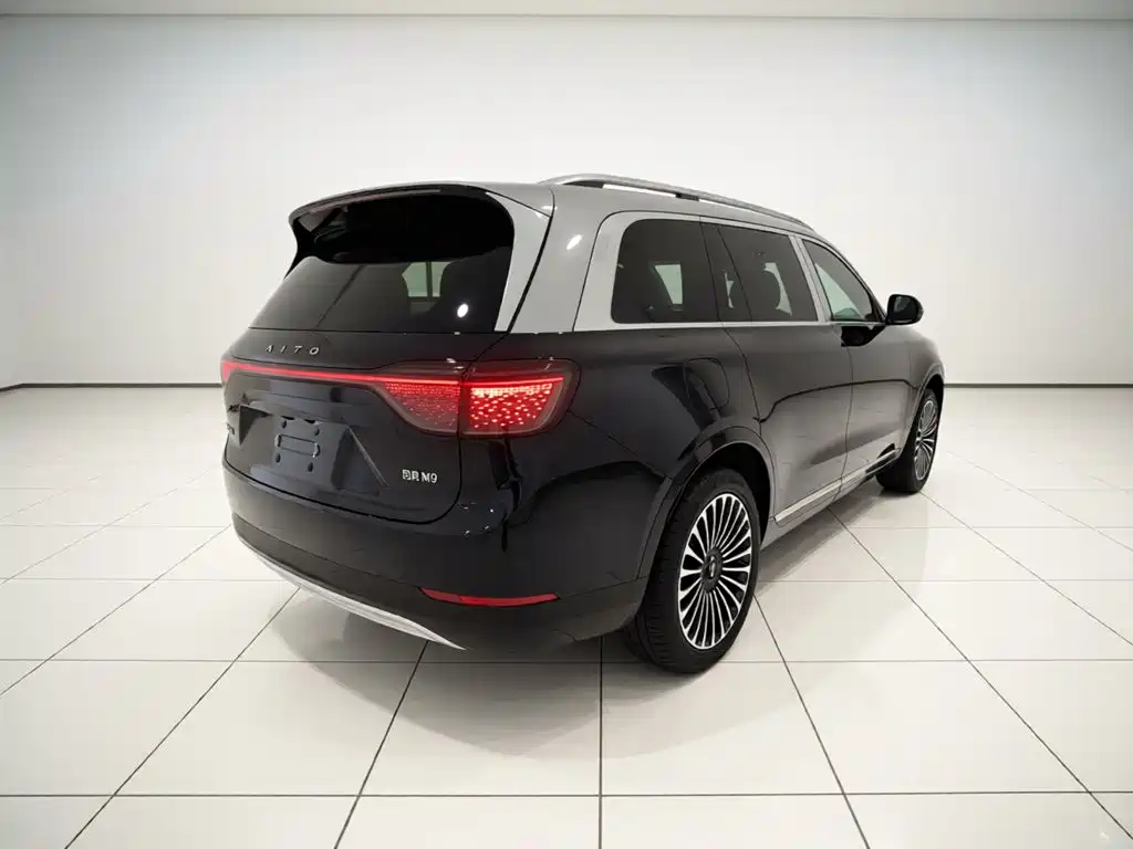 Aito M9 2026 2025 Extended Range Ultra 52kWh 6-Seater