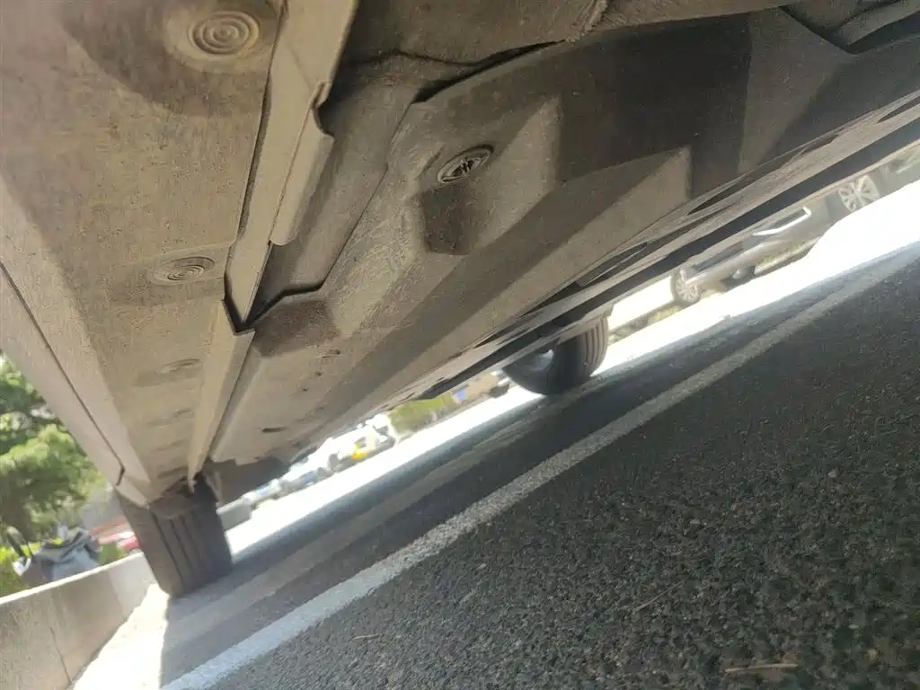Toyota IZOA 2018 2.0L Yichi Edition China V фото 16
