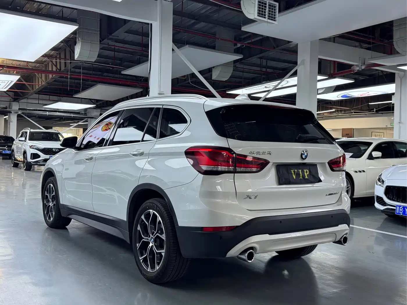 BMW X1 2022 sDrive25Li Leading фото 16