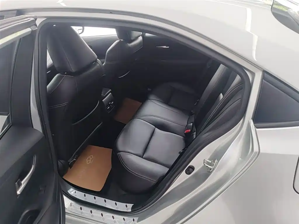 Toyota Corolla 2019 1.2T S-CVT Sport Edition фото 24