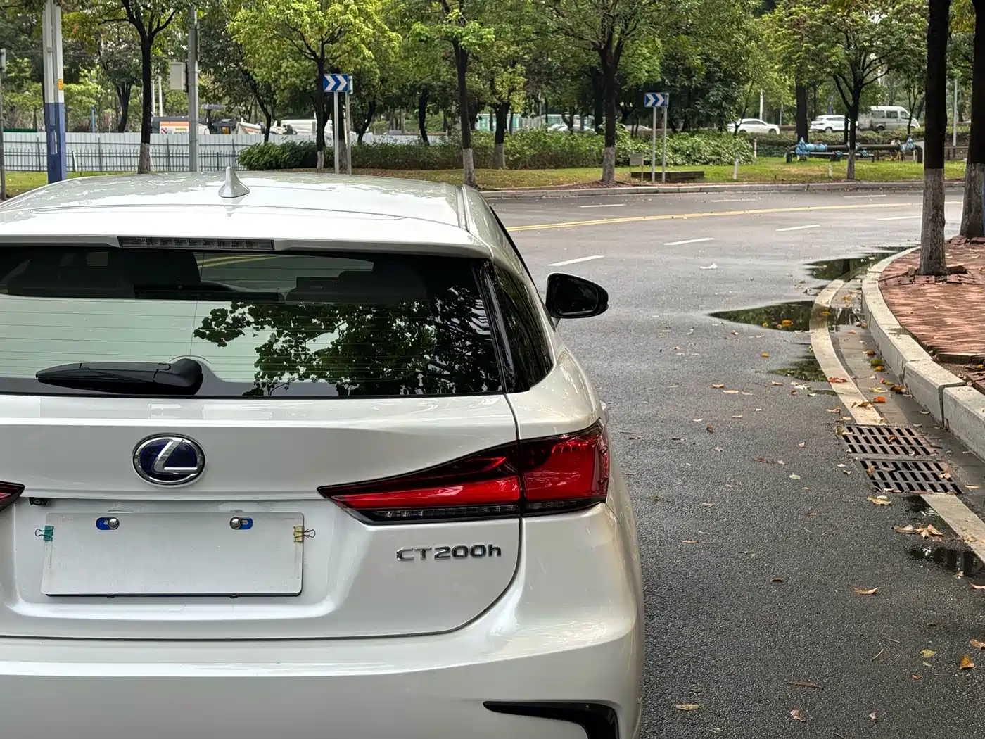 Lexus CT 2017 CT200h Comfort (Single Color, China V) фото 29