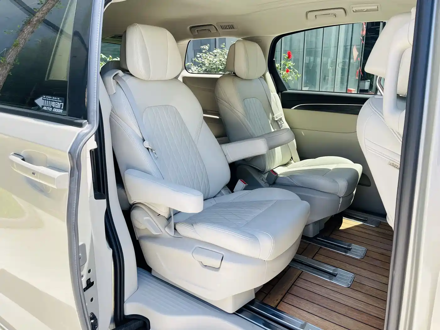 Buick GL8 2022 ES Landmark 653T Comfort фото 15