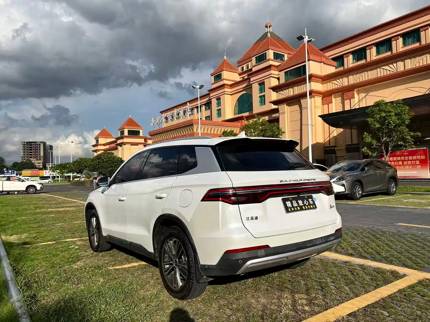 BYD BYD Song Pro 2019 1.5T Automatic Elite 4