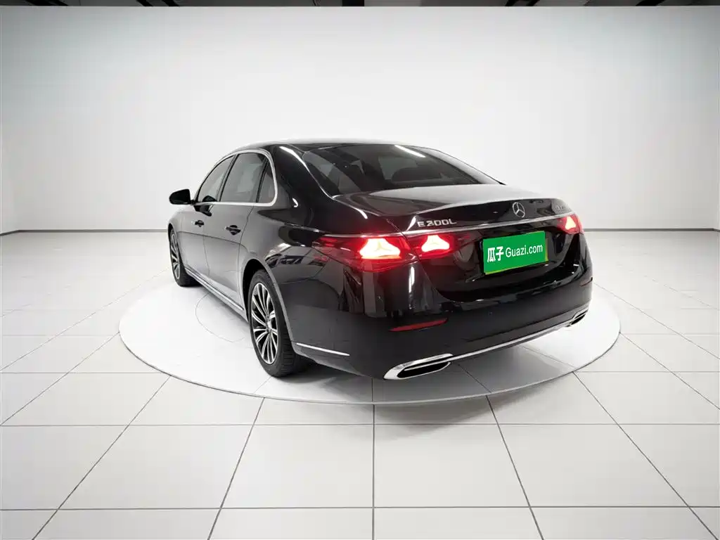 Mercedes-Benz E-Class 2024 Model E 300 L Luxury фото 23