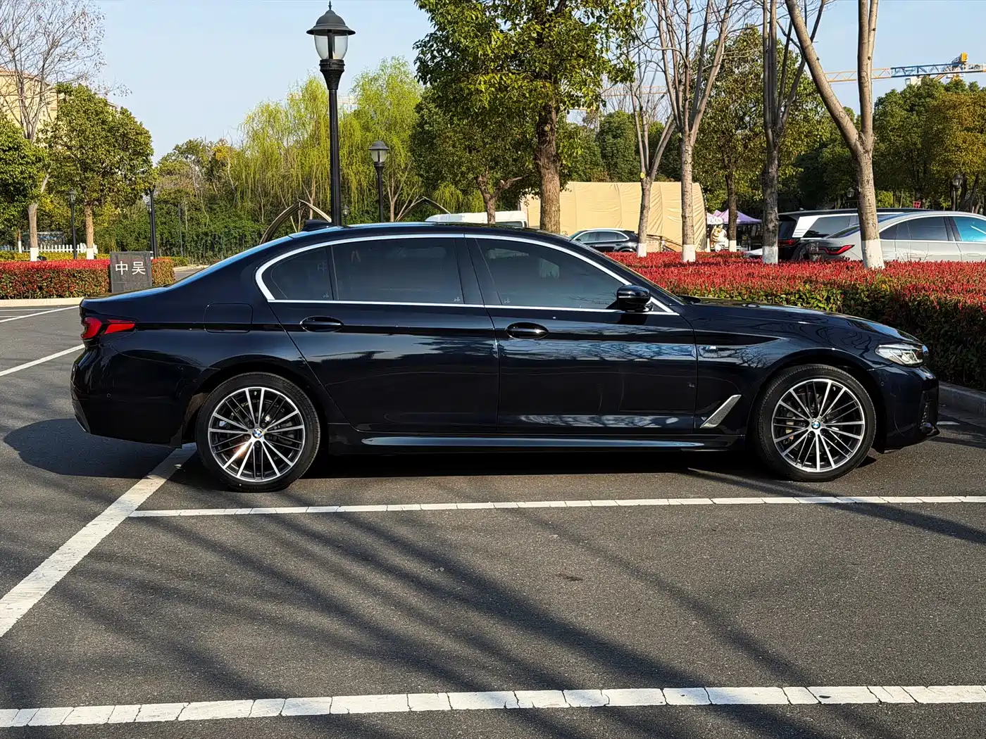 BMW 5 Series 2021 530Li Leading M Sport Package фото 4