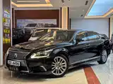 Фото 3 - Lexus LS