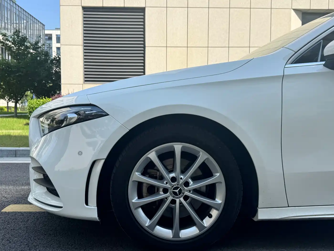 Mercedes-Benz A-Class 2019 A 200 L Sport Sedan фото 27