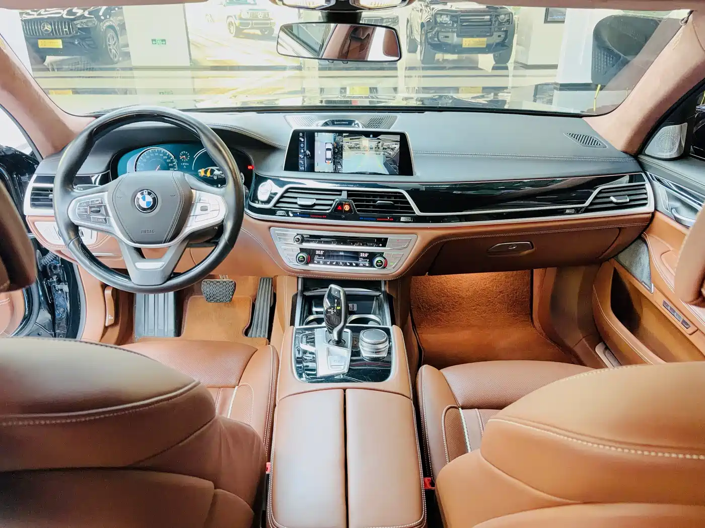 Photo 8 - BMW 7 Series