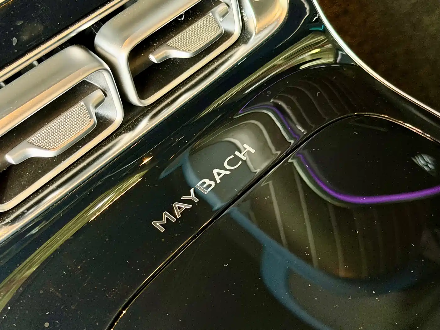 Mercedes-Benz Maybach S-Class 2022 S 680 4MATIC Craftsmanship Limited Launch Edition фото 39