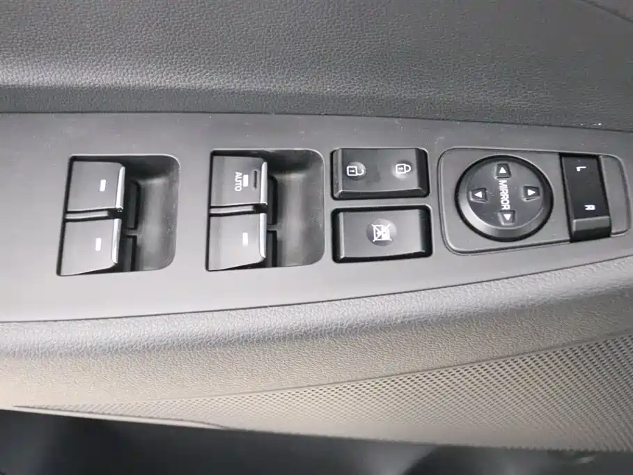 Hyundai Tucson 2015 1.6T Dual Clutch 2WD Smart фото 13
