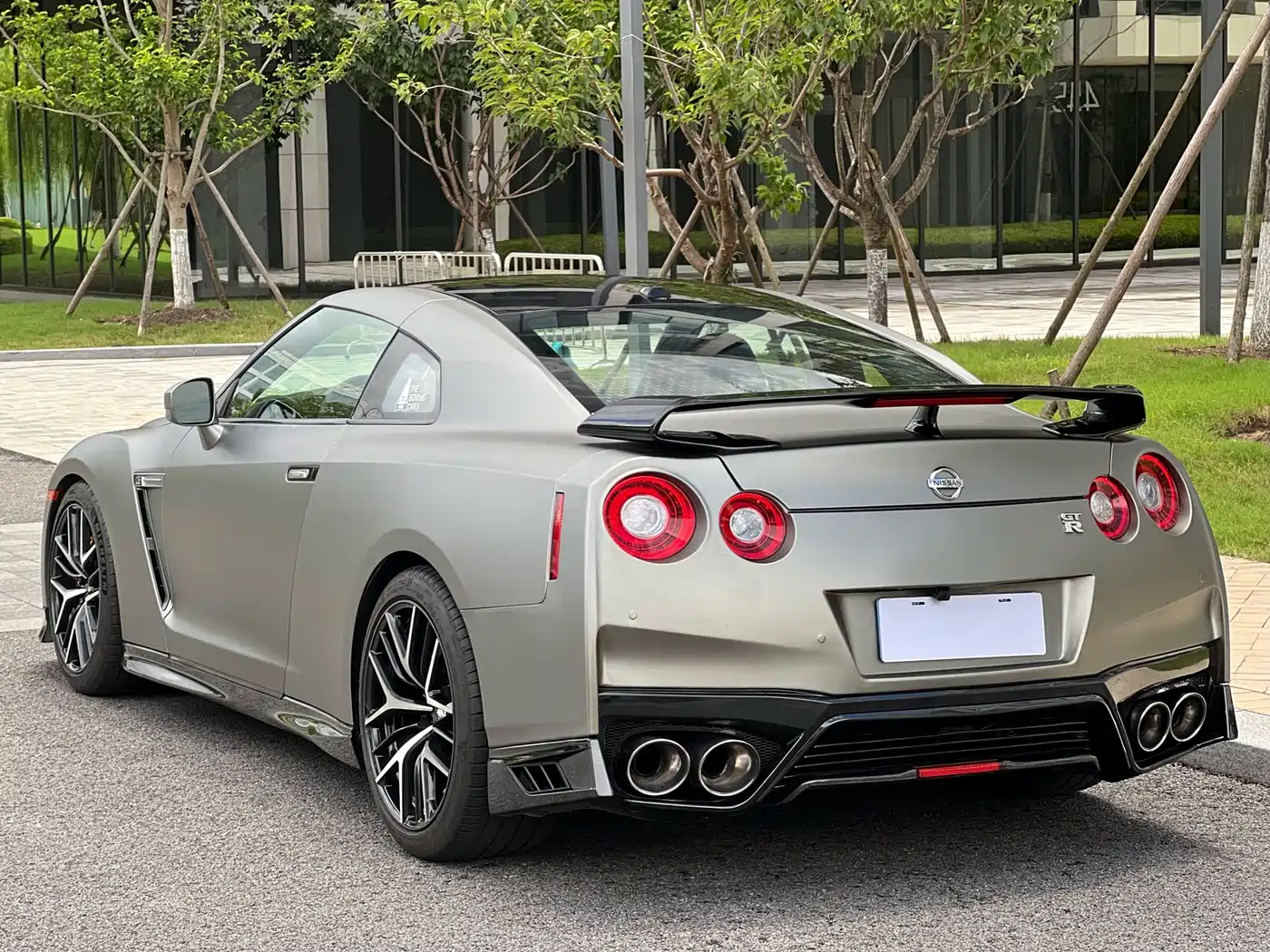 Nissan GT-R 2010 2010 3.8T Premium Edition