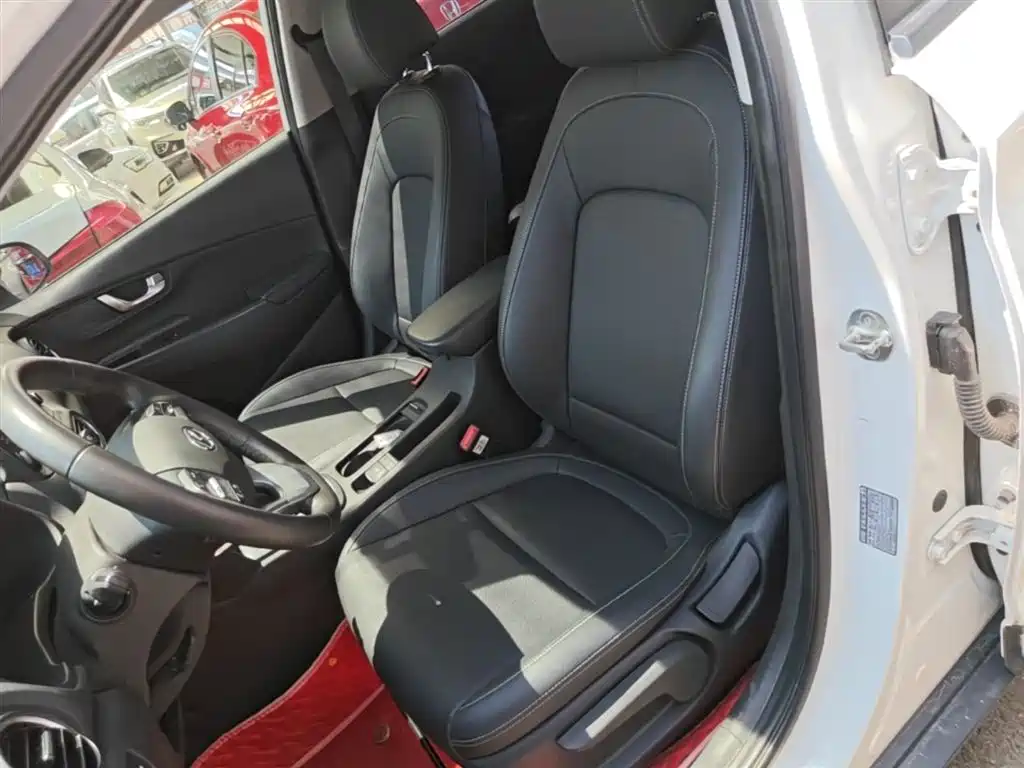 Hyundai ENCINO 2018 1.6T DCT ZhiLian Edition China V фото 15