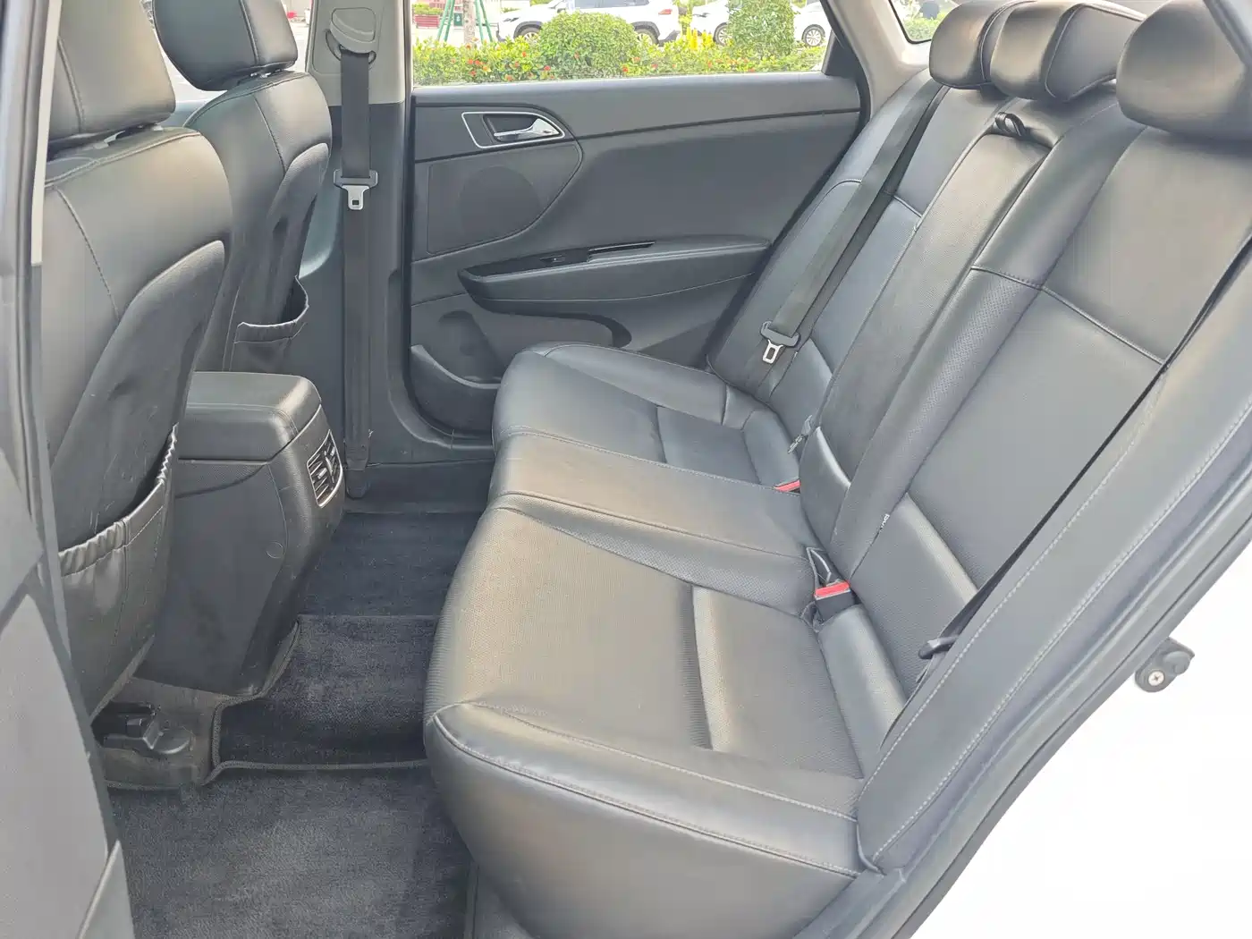 Hyundai Mistra 2016 1.8L Automatic Smart GLS фото 10