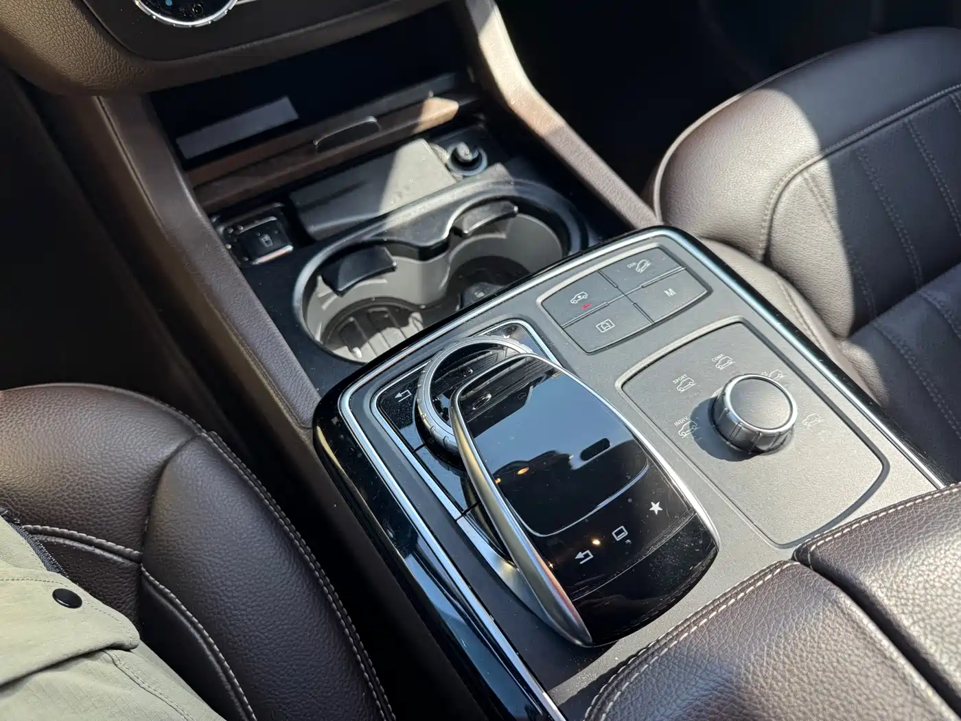 Mercedes-Benz GLE 2015 GLE 400 4MATIC фото 22