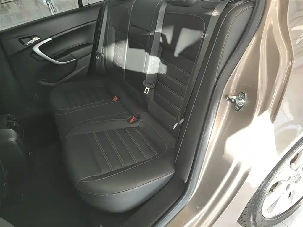 Buick Regal 2015 1.6T Fashion Tech Model фото 17