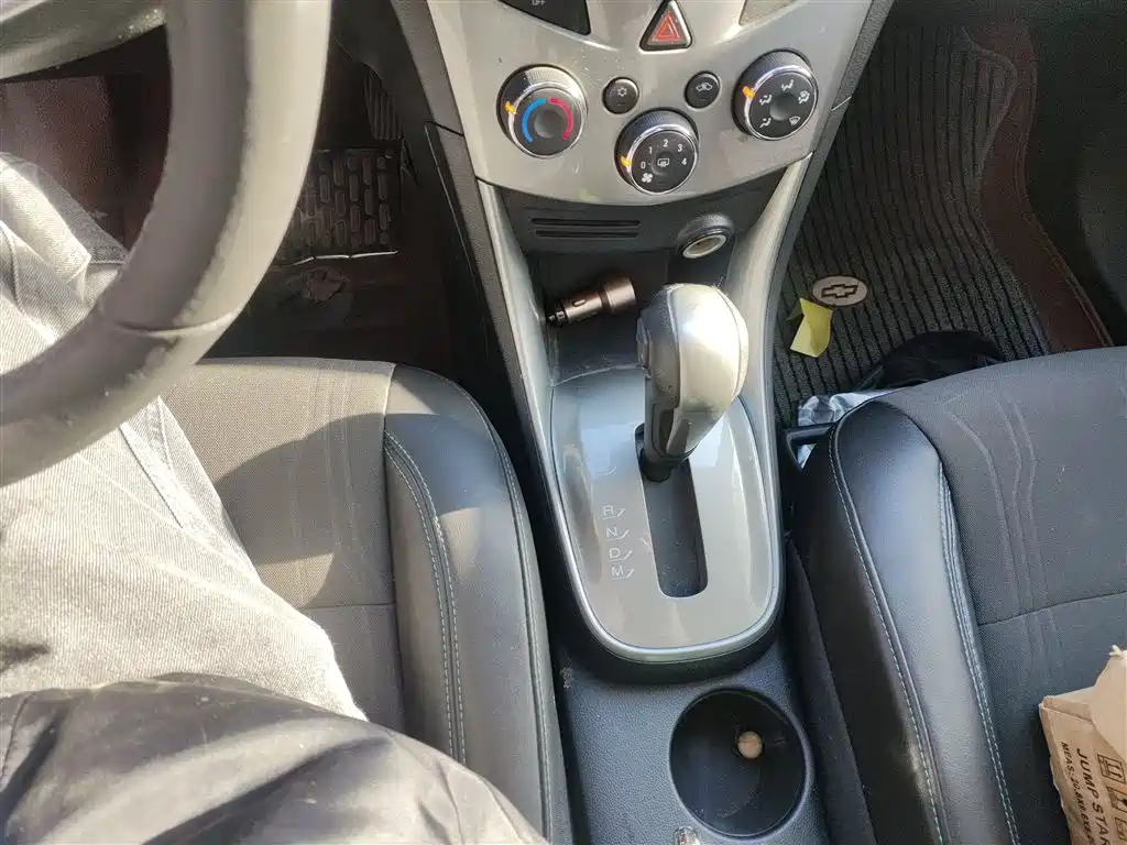 Chevrolet Trax 2014 1.4T Automatic 2WD Luxury фото 7
