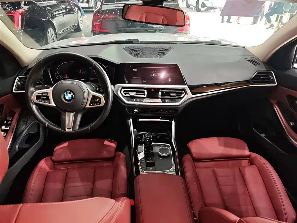 BMW 3 Series 2021 320Li M Sport Package фото 16
