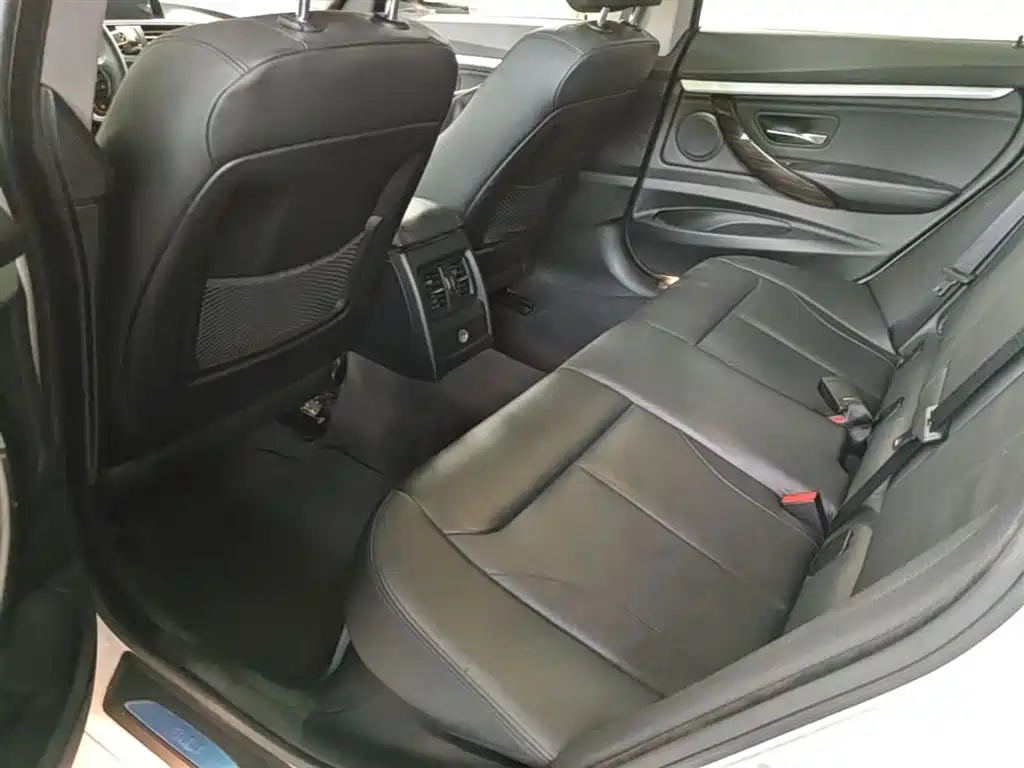 BMW 3 Series GT 2014 320i Design Package фото 17