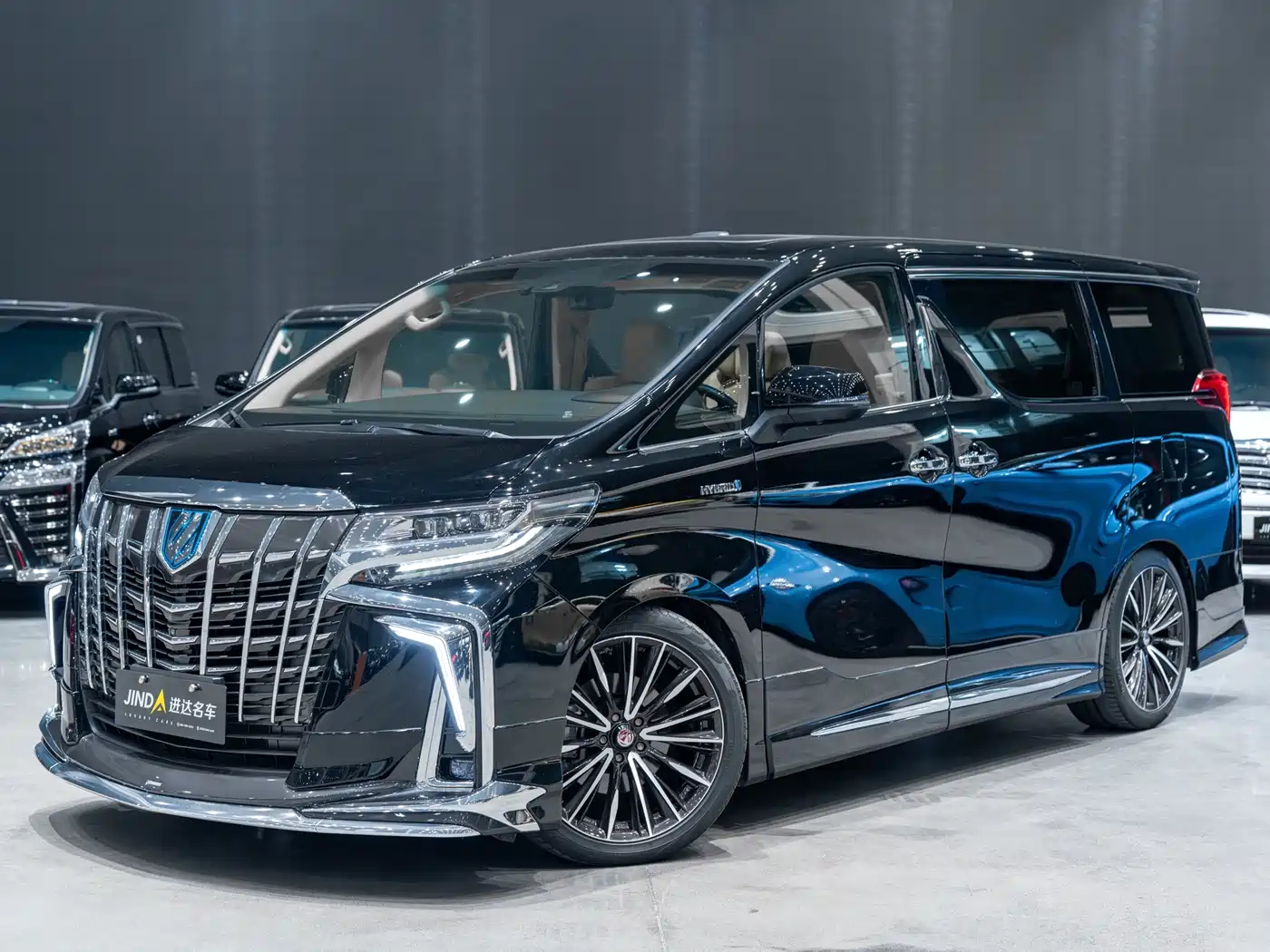 Toyota Alphard 2019 Hybrid 2.5L Luxury