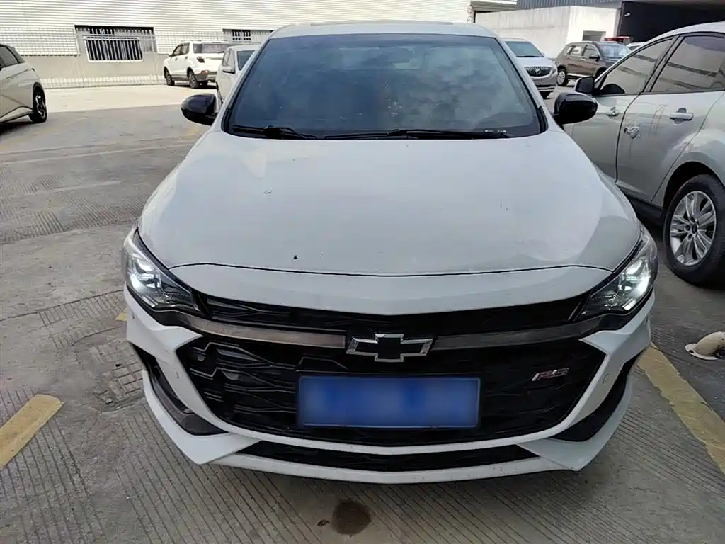 Chevrolet Monza 2019 RS 330T Auto Smooth Edition China VI фото 3