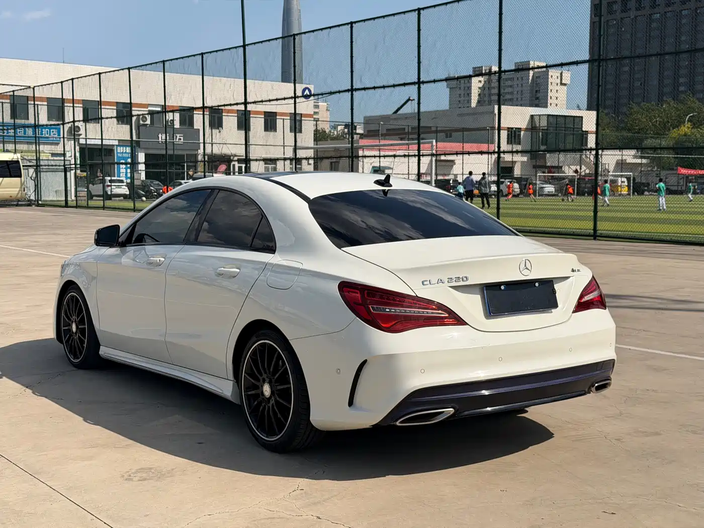 Mercedes-Benz CLA (Import) 2017 CLA 220 4MATIC фото 4