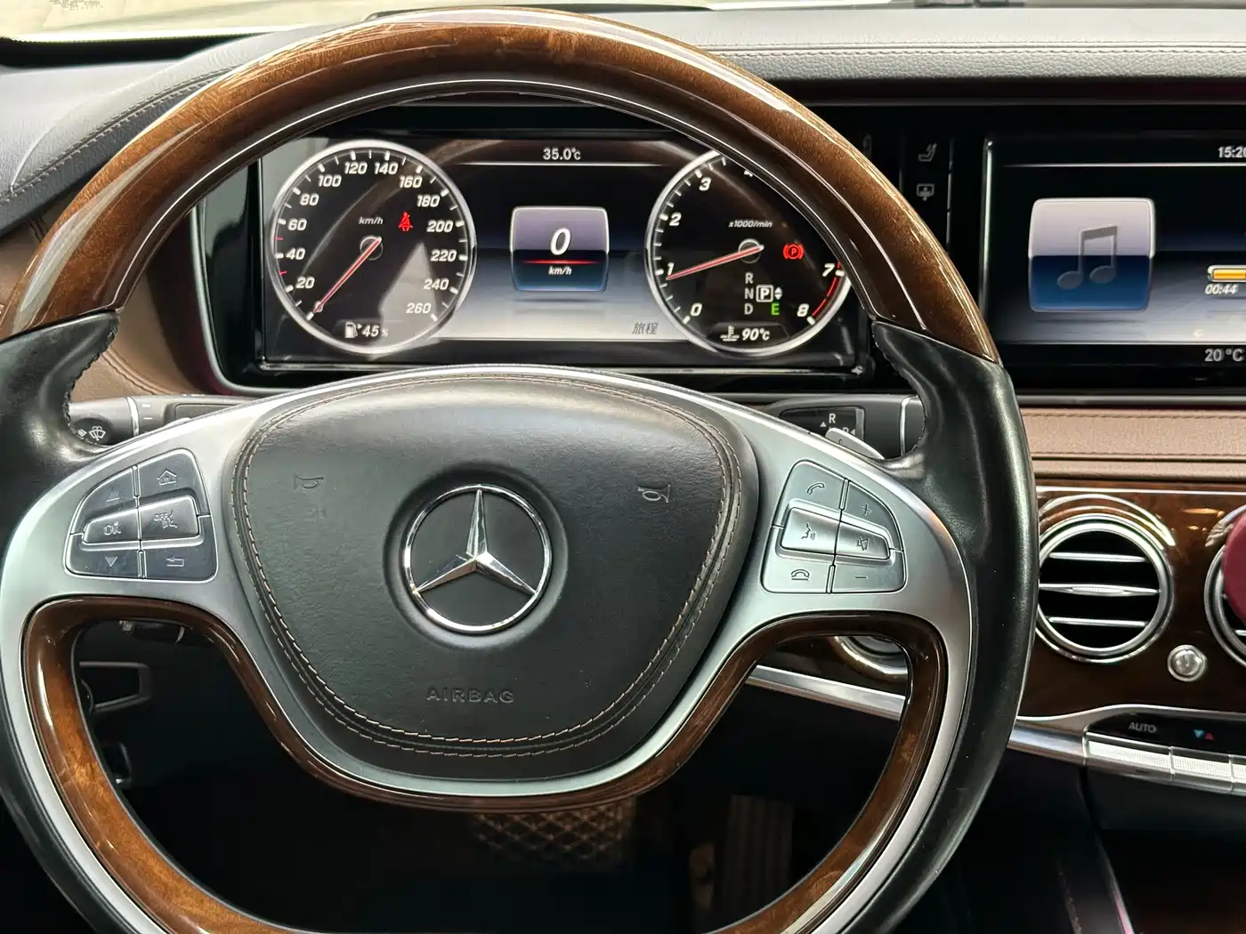 Mercedes-Benz Maybach S-Class 2016 S 400 4MATIC фото 14