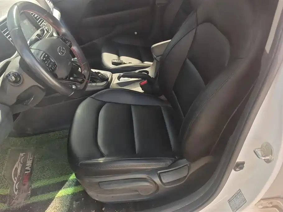Hyundai Elantra 2018 1.4T DCT Dynamic·Vitality Model фото 9