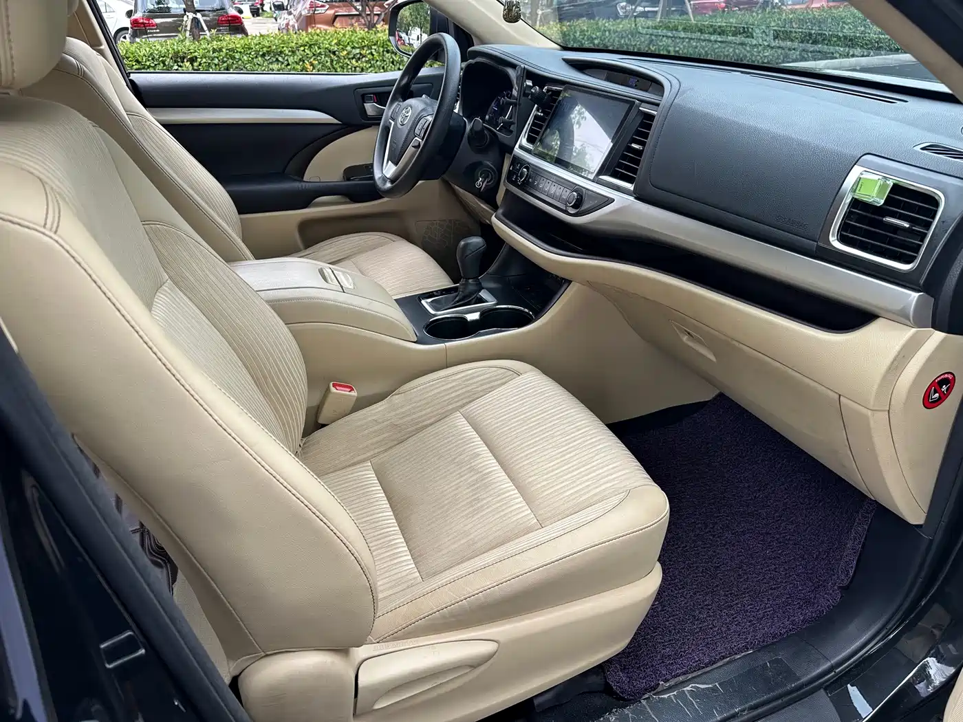 Фото 29 - Toyota Highlander