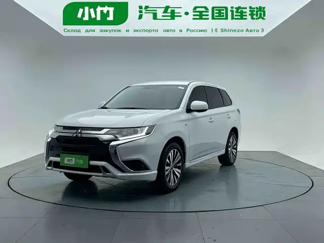 MITSUBISHI OUTLANDER 2023