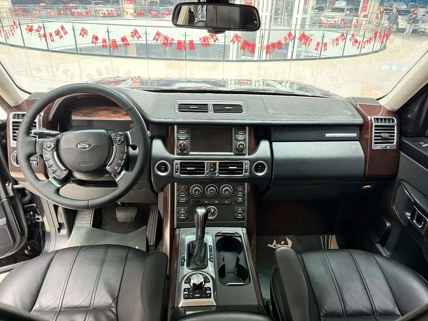 Land Rover Range Rover 2012 5.0 NA V8 фото 4