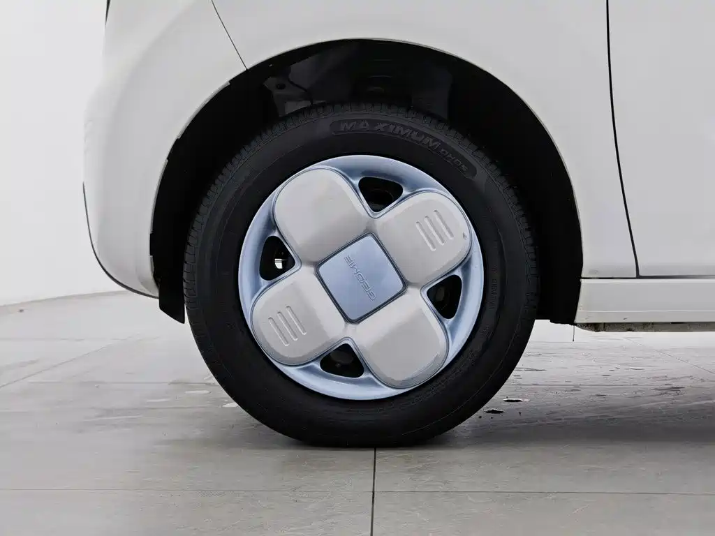Photo 17 - Geely Galaxy Panda