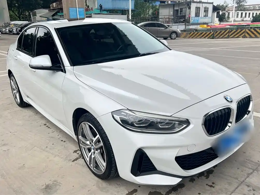 BMW 1 Series 2020 Model 125i Leading M Sport Package фото 21