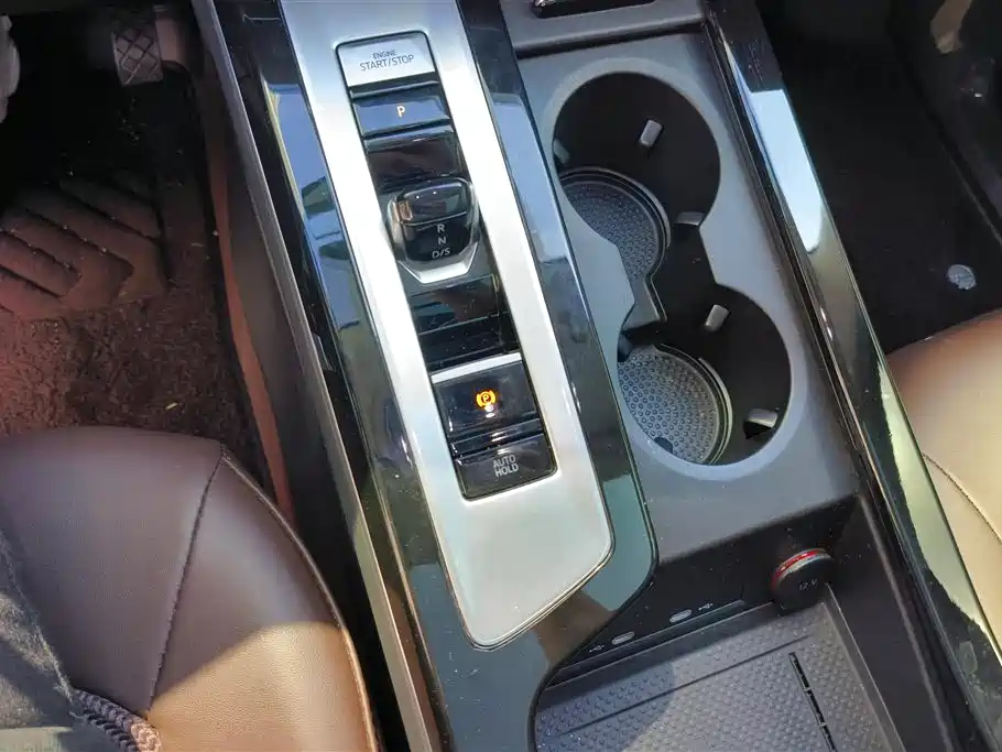 Volkswagen Talagon 2025 330TSI Luxury Cruise Public Edition фото 16