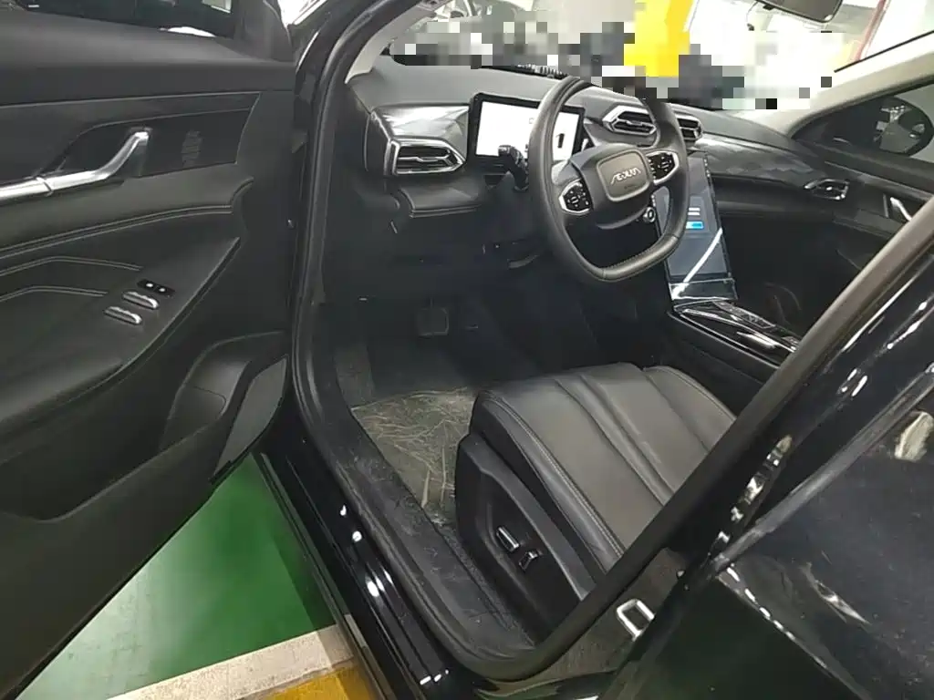 Dongfeng Aeolus Haohan 2025 2024 Glory Edition DH-i 1.5T Luxury