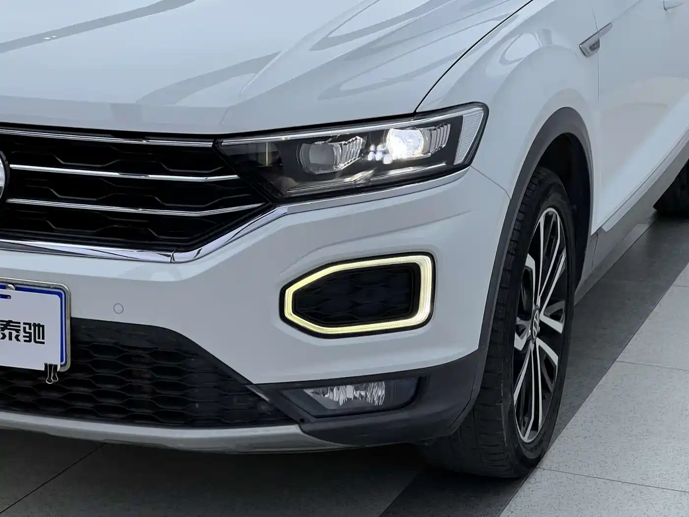Volkswagen T-ROC 2021 Facelift 280TSI DSG 4WD Luxury Smart Connect Edition фото 28