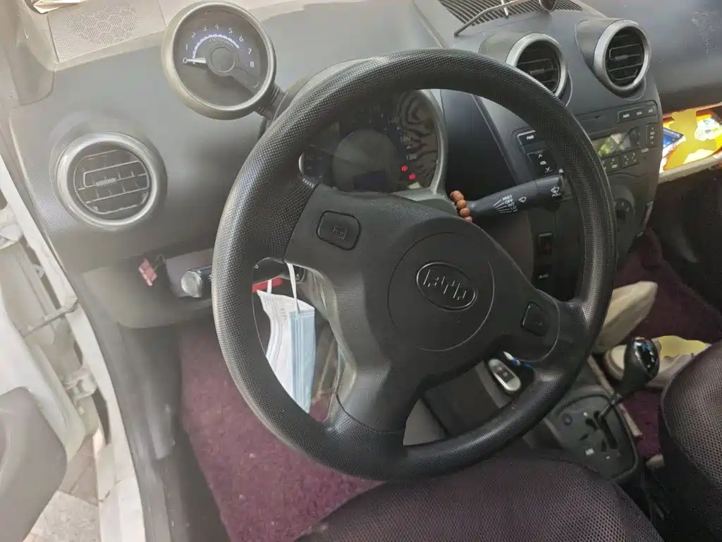 BYD F0 2014 2013 1.0L AMT Cool Edition