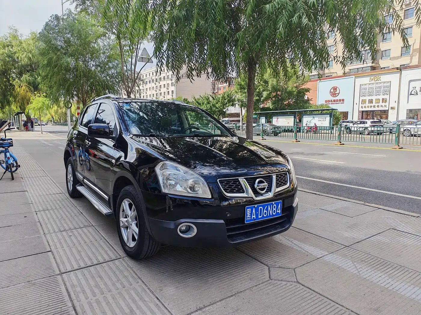 Nissan Qashqai 2010 2011 2.0XV Thunder CVT 2WD