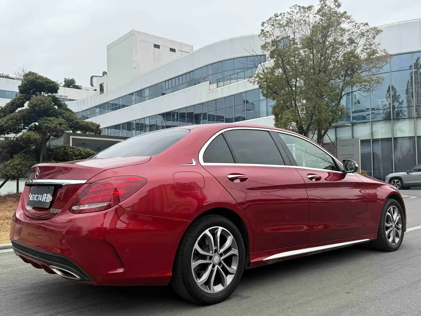 Mercedes-Benz C-Class 2015 Facelift C 180 L Sport фото 12