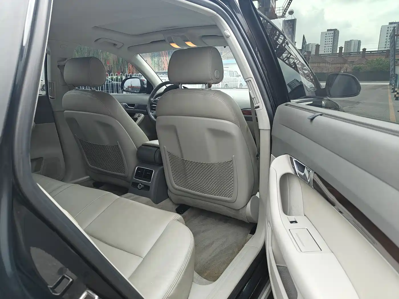 Audi A6L 2011 2.0 TFSI Automatic Comfort фото 9