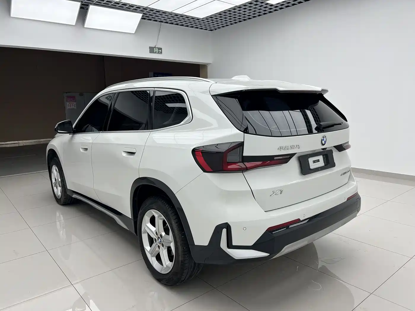 BMW X1 2023 sDrive20Li X Design Package фото 4