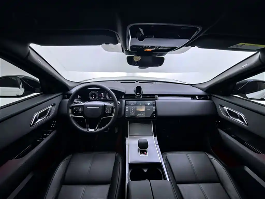 Land Rover Range Rover Velar 2024 Dynamic SE фото 10