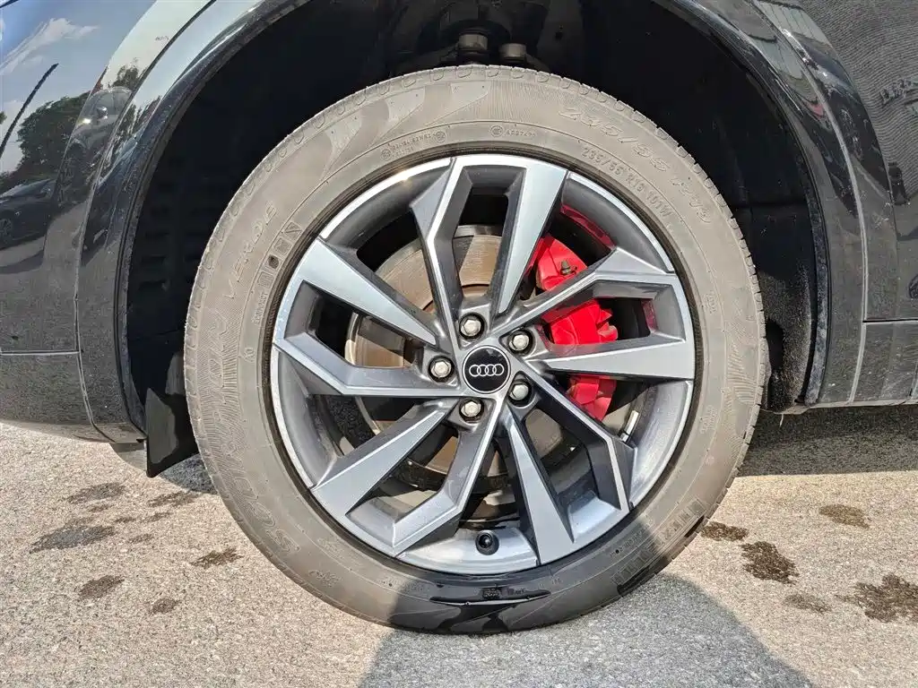 Audi Q5L 2025 40 TFSI Luxury Dynamic фото 20