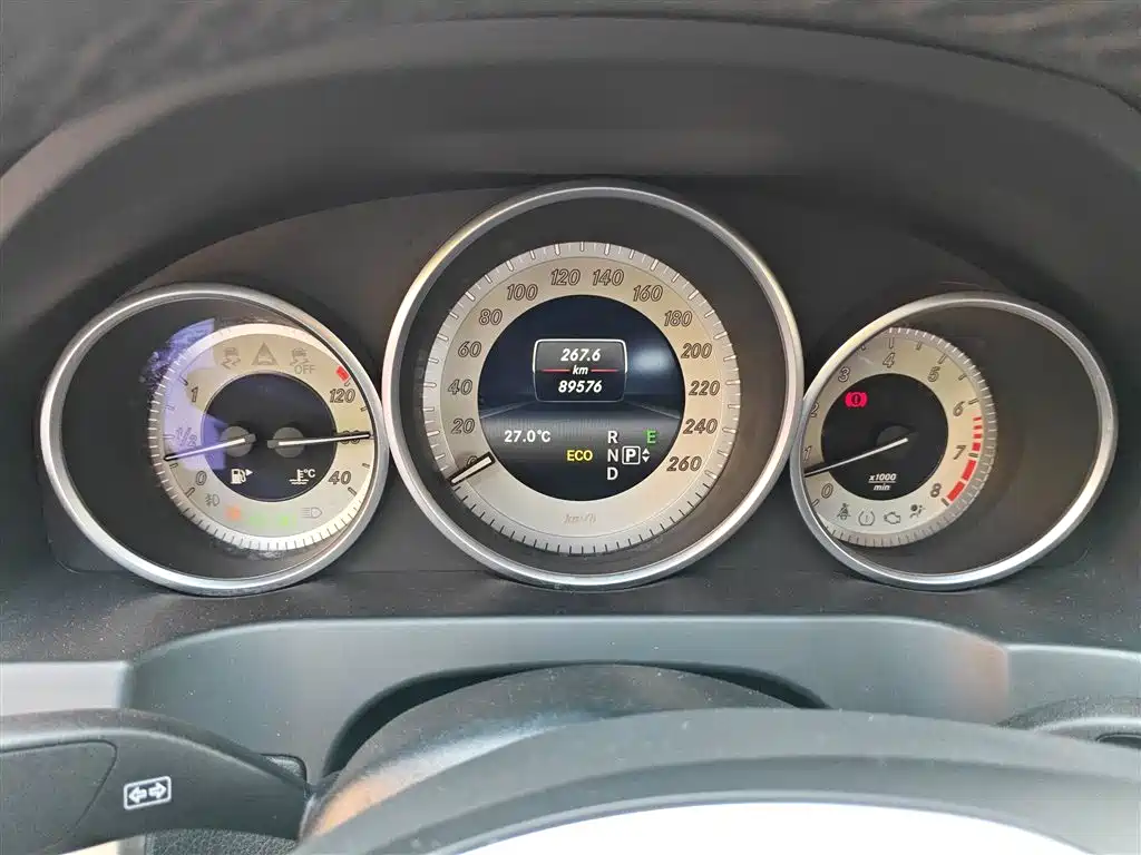 Mercedes-Benz E-Class (Import) 2014 E 200 Coupe фото 8