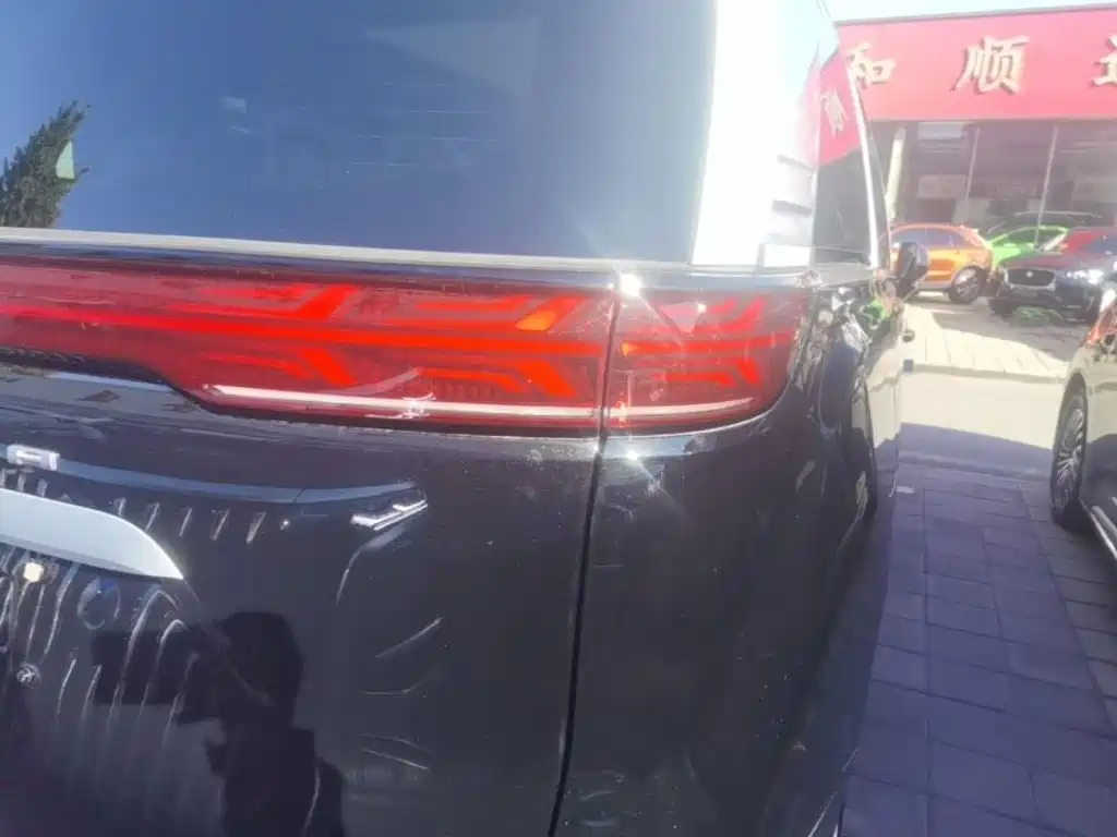 Denza D9 2026 2024 EV 620 Premium