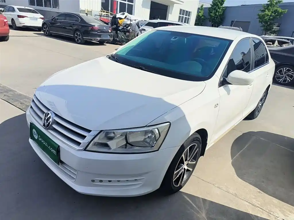 Volkswagen Santana 2015 1.4L Manual Trend Edition фото 2