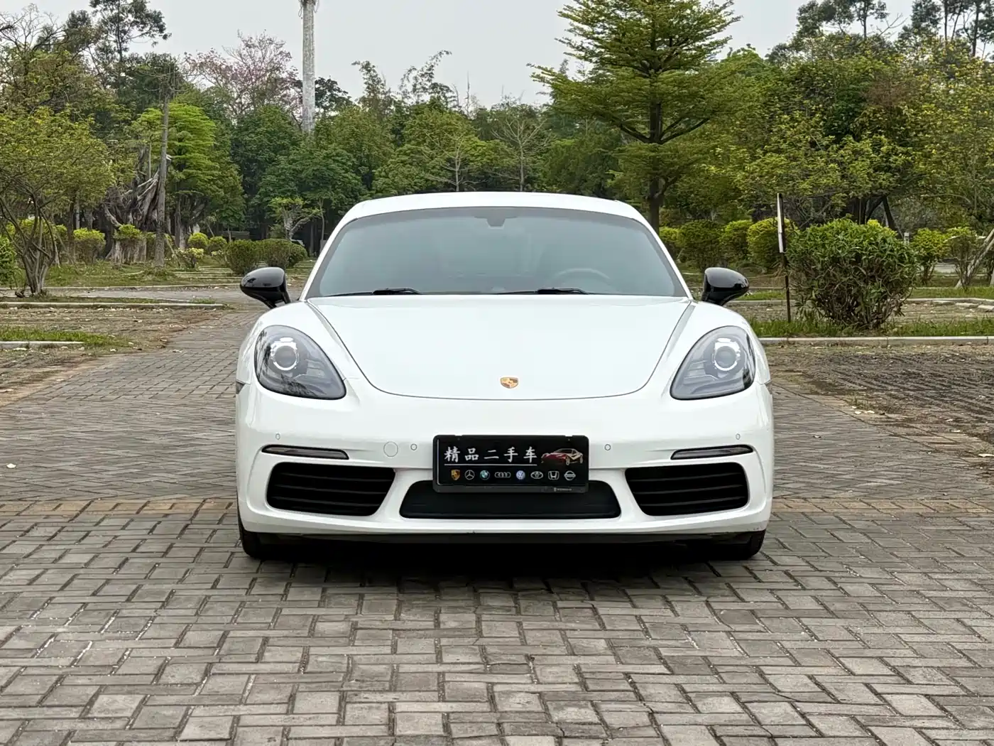 Porsche 718 2018 Cayman 2.0T фото 2