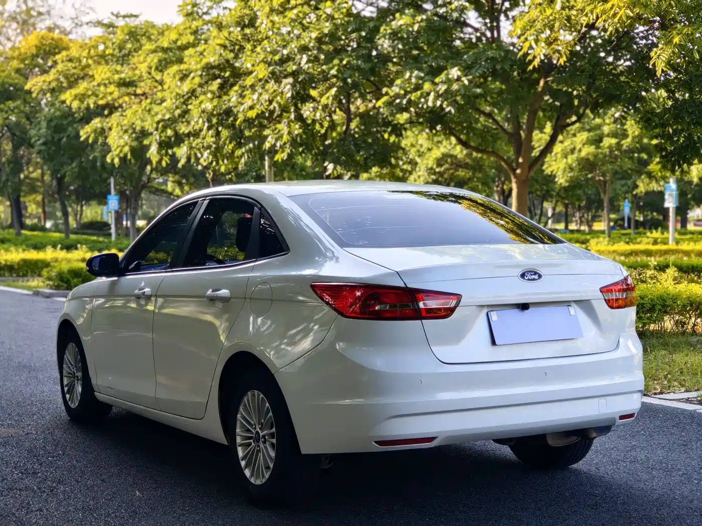 Ford Escort 2015 2015 1.5L Automatic Comfort
